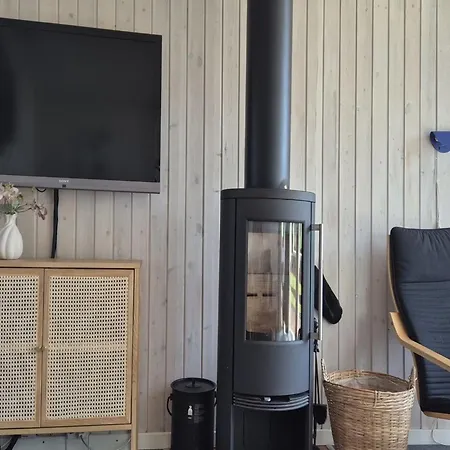 Vinny - 1km From The Sea By Interhome Vakantiehuis *